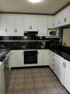 House For Sale in Newlands East, Newlands