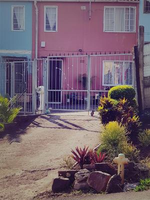 Duplex For Sale in Newlands East, Newlands